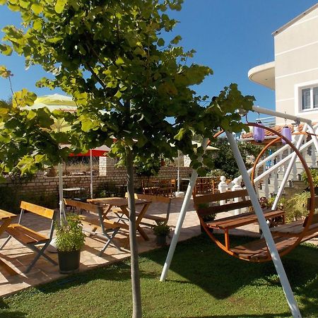 Hotel Chris Εξαμίλιο Εξωτερικό φωτογραφία