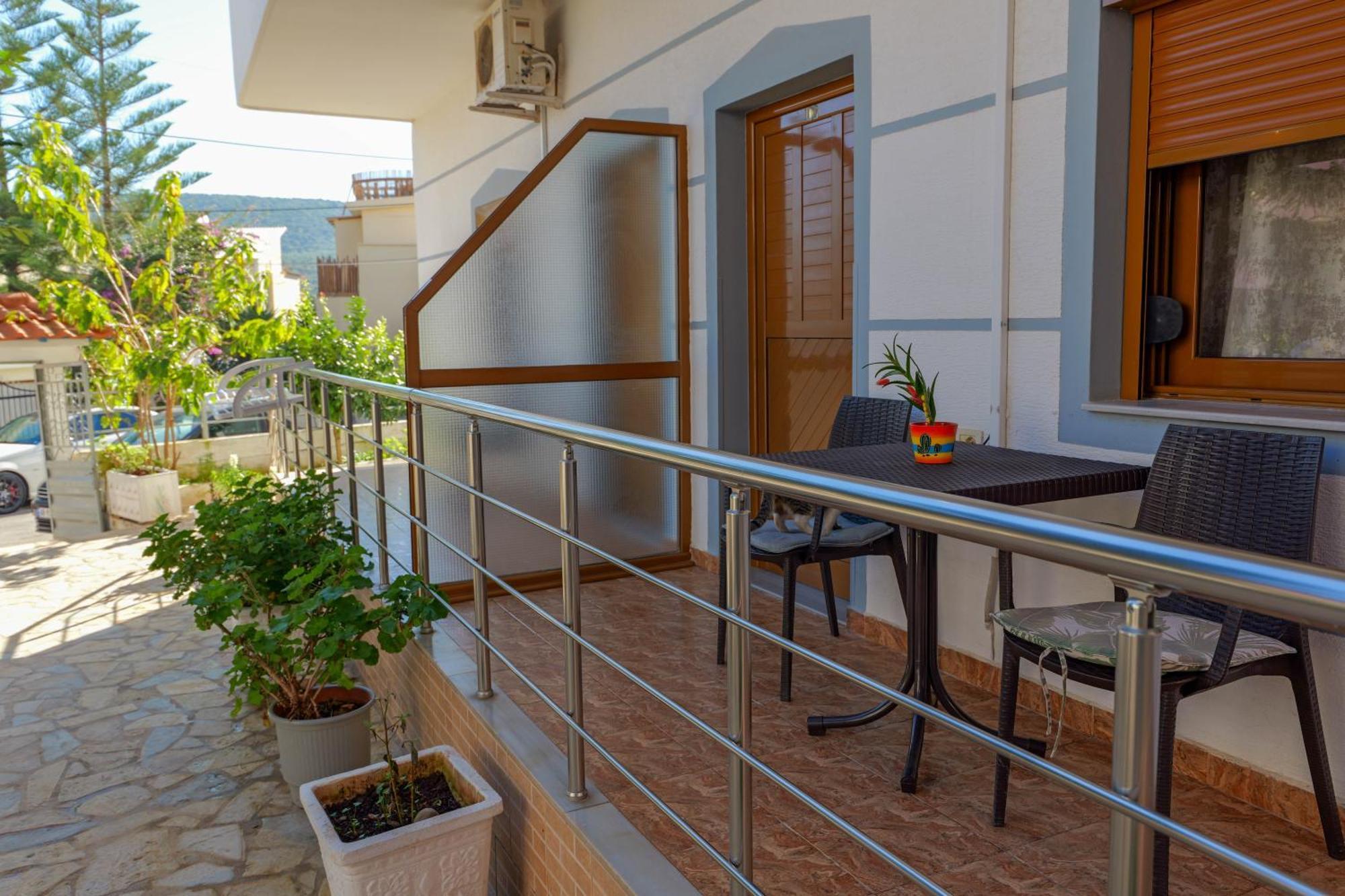Hotel Chris Εξαμίλιο Εξωτερικό φωτογραφία