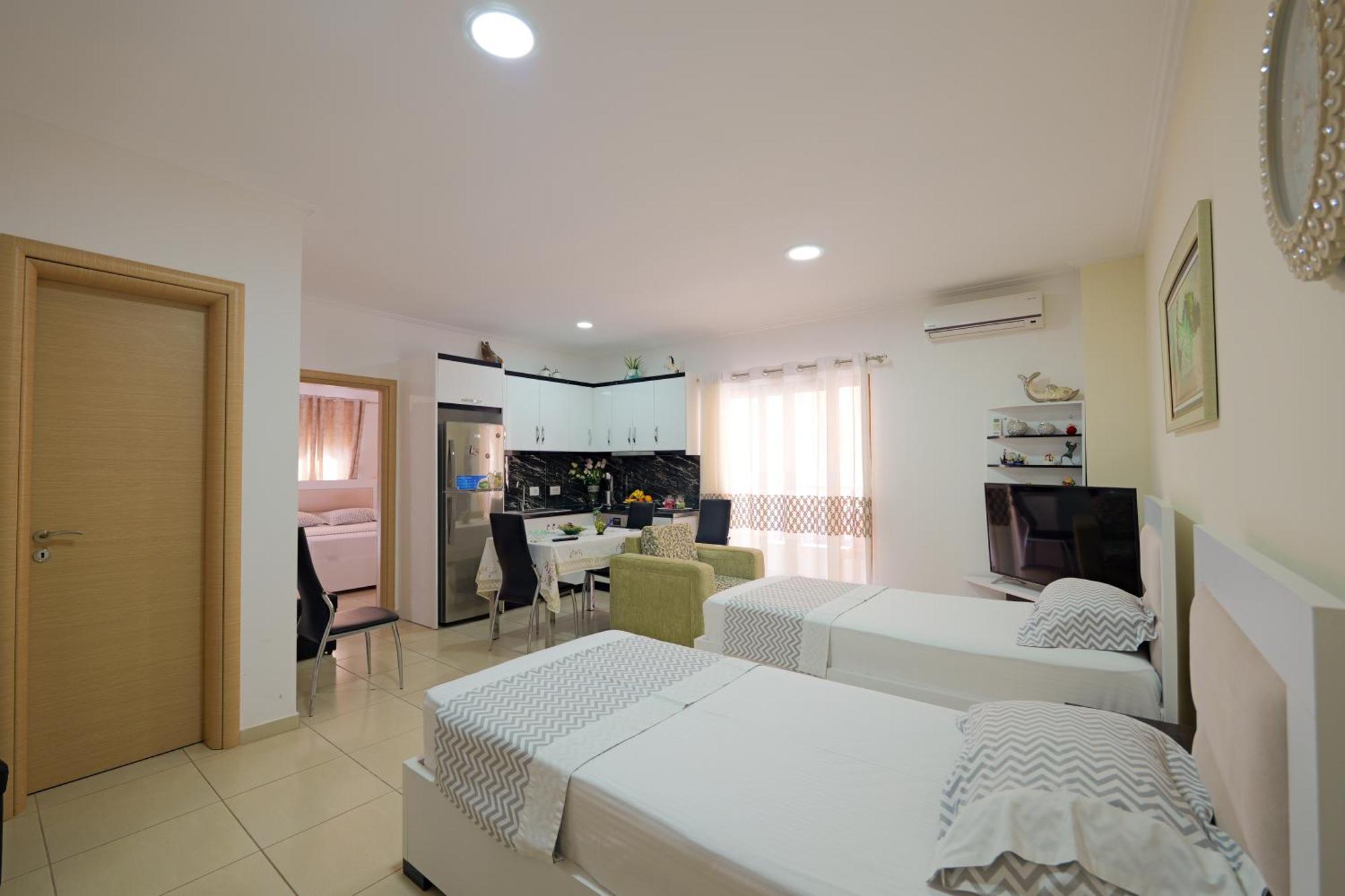 Hotel Chris Εξαμίλιο Εξωτερικό φωτογραφία