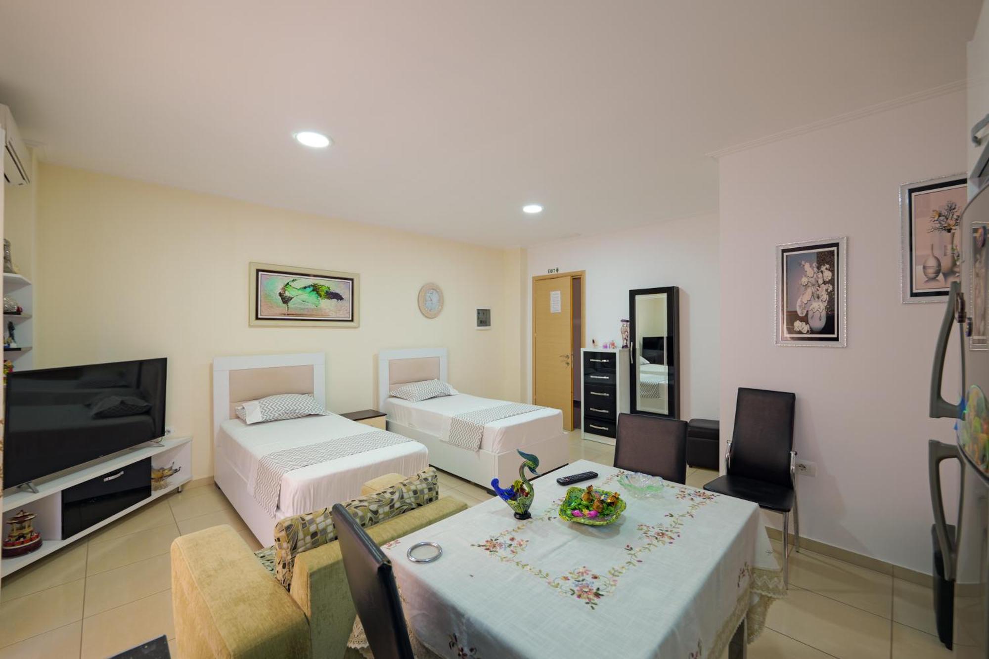 Hotel Chris Εξαμίλιο Εξωτερικό φωτογραφία