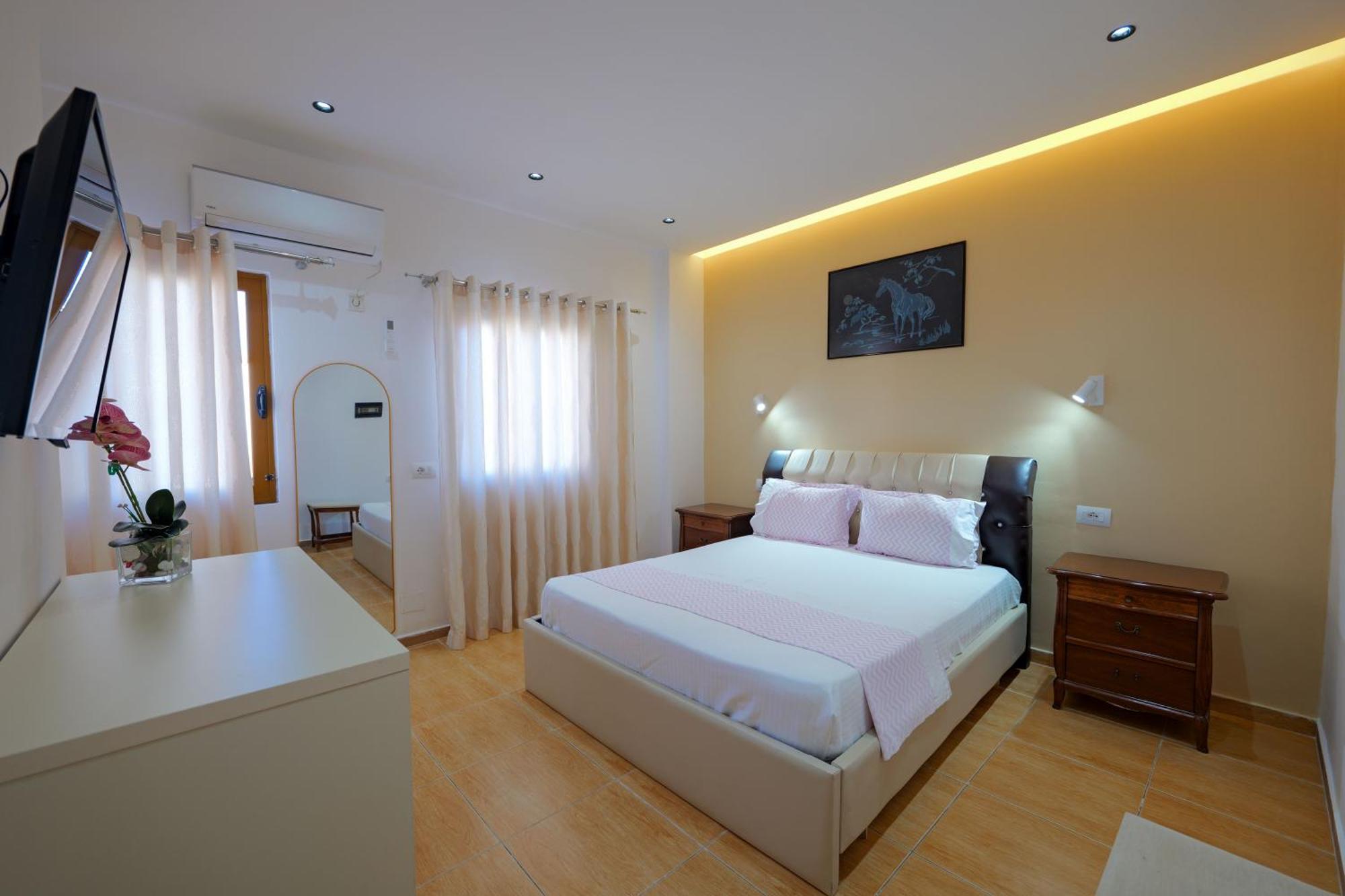 Hotel Chris Εξαμίλιο Εξωτερικό φωτογραφία